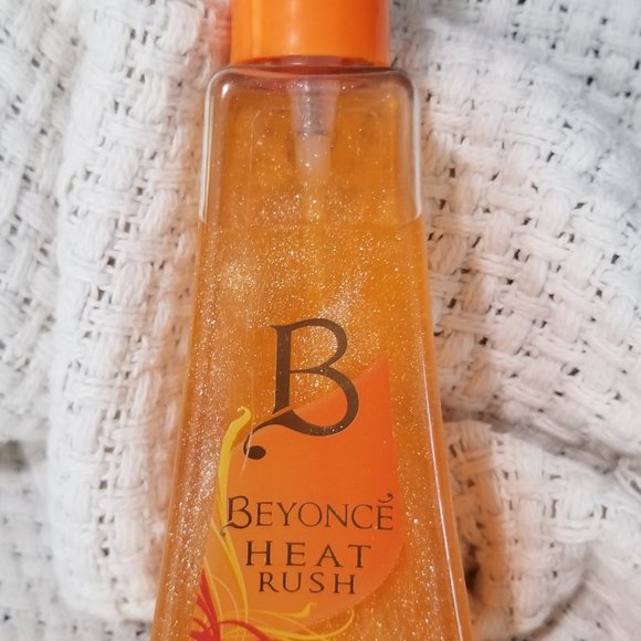 ⭐LAST ONE- Beyonce Heat Rush Sparkling Body Mist 4.2 oz - Picture 2 of 5